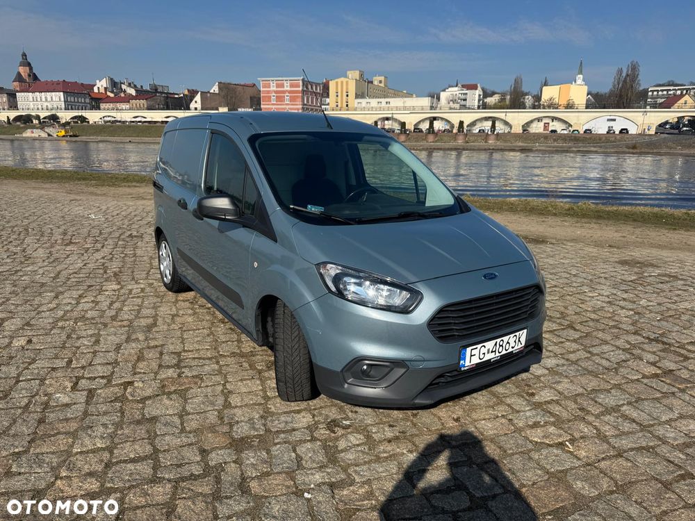 Ford Transit courier - 1