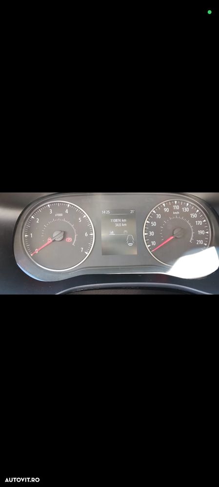 Dacia Logan TCe 90 CVT Comfort - 11