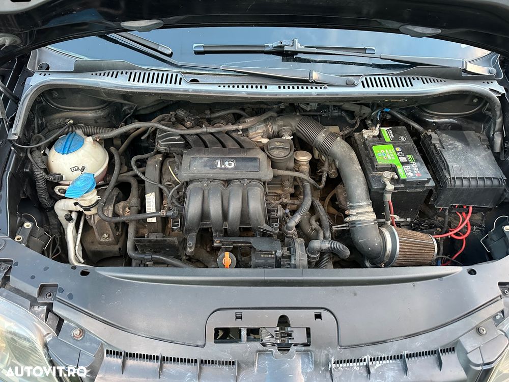 Volkswagen Touran - 6