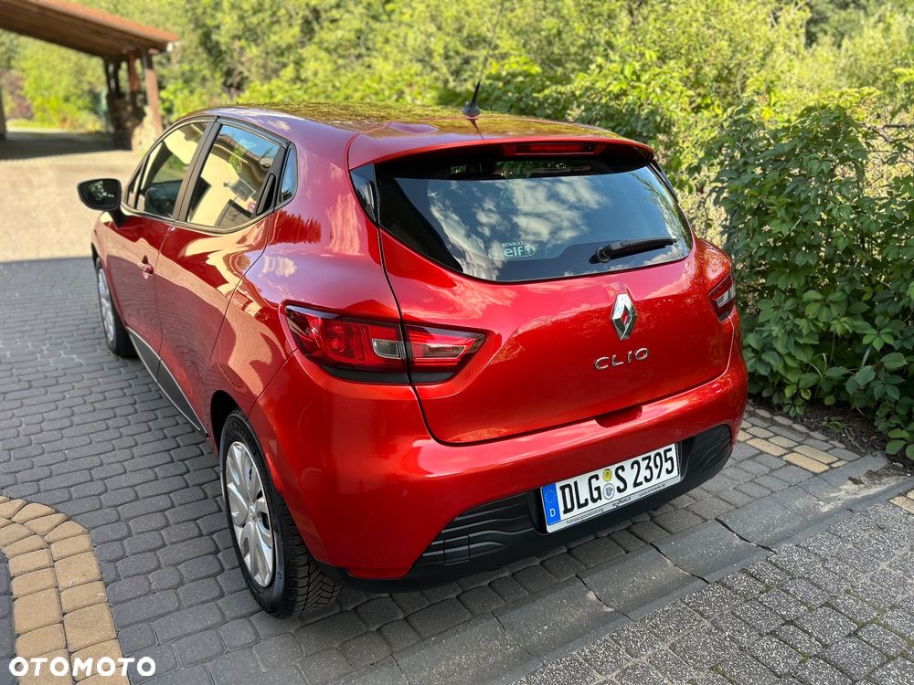 Renault Clio 1.2 16V 75 Authentique - 3