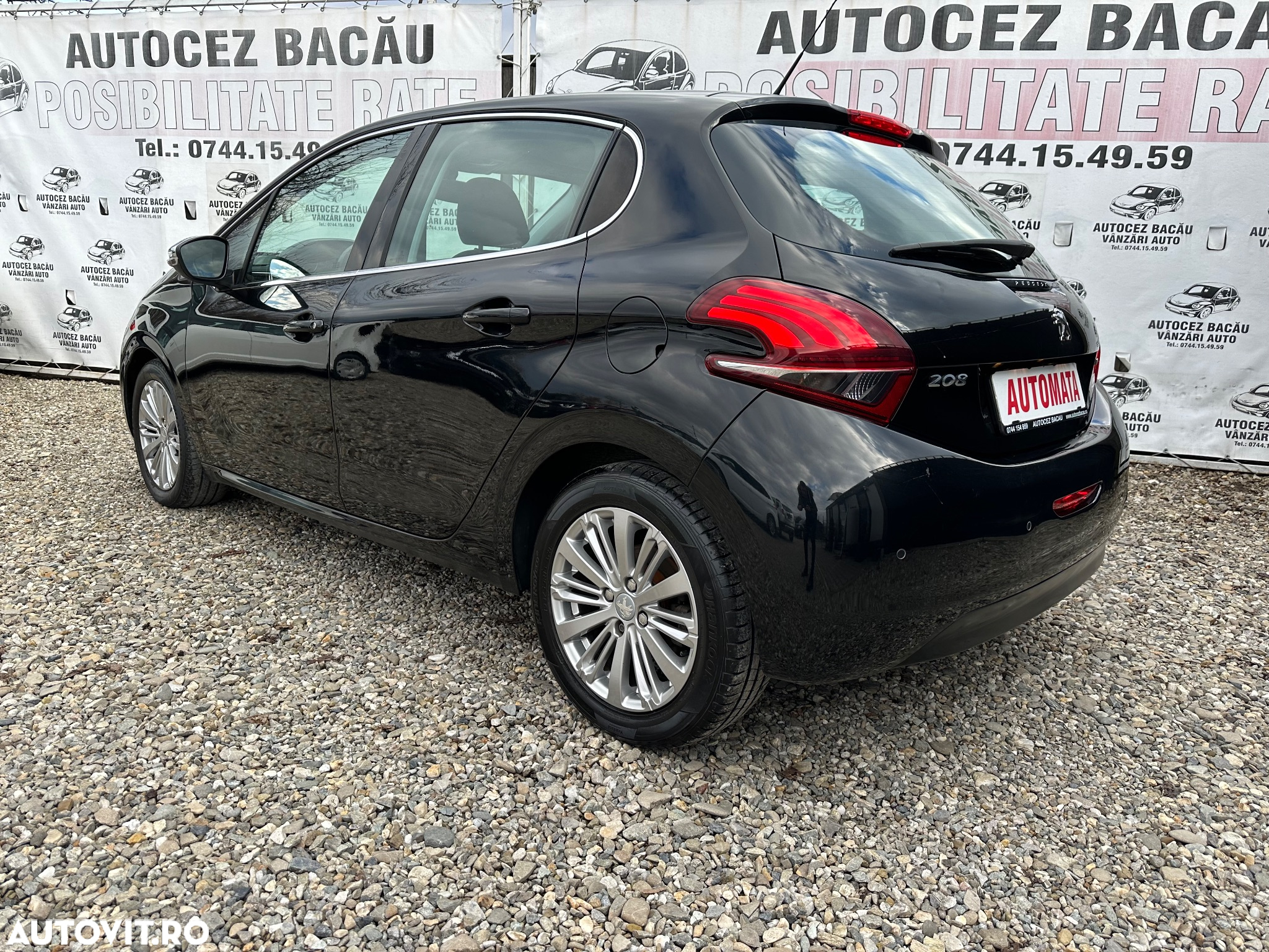 Peugeot 208 - 2