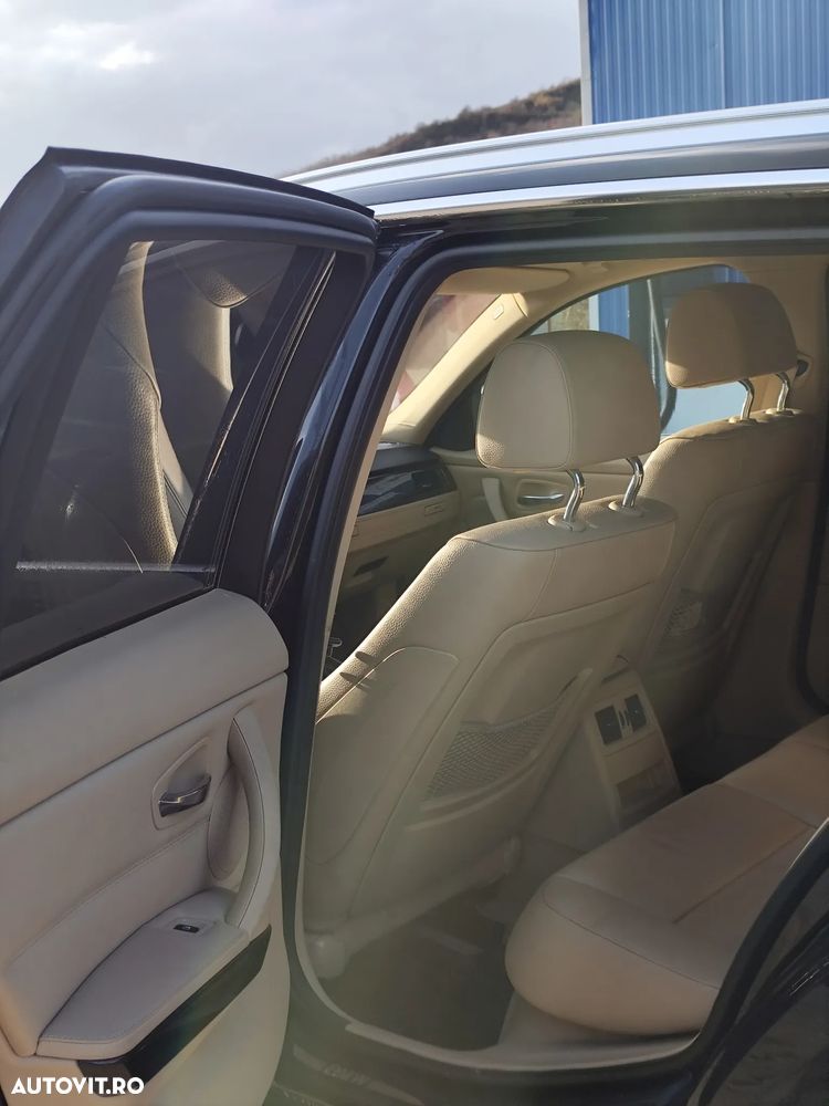 BMW Seria 3 320d xDrive Aut. Sport Line - 9