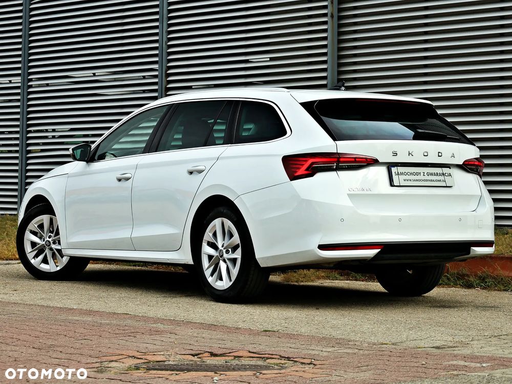 Skoda Octavia 1.5 TSI Selection - 8