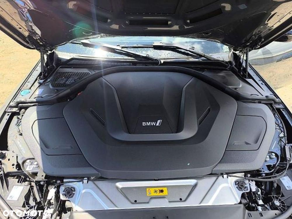 BMW i4 - 9
