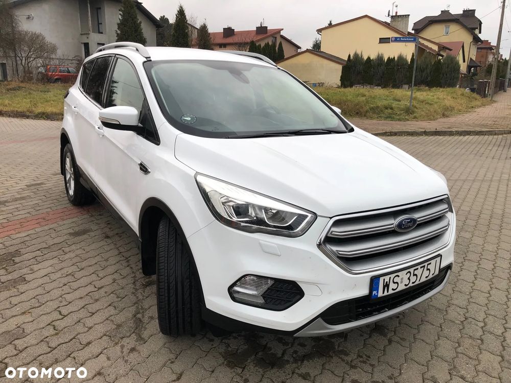 Ford Kuga - 4