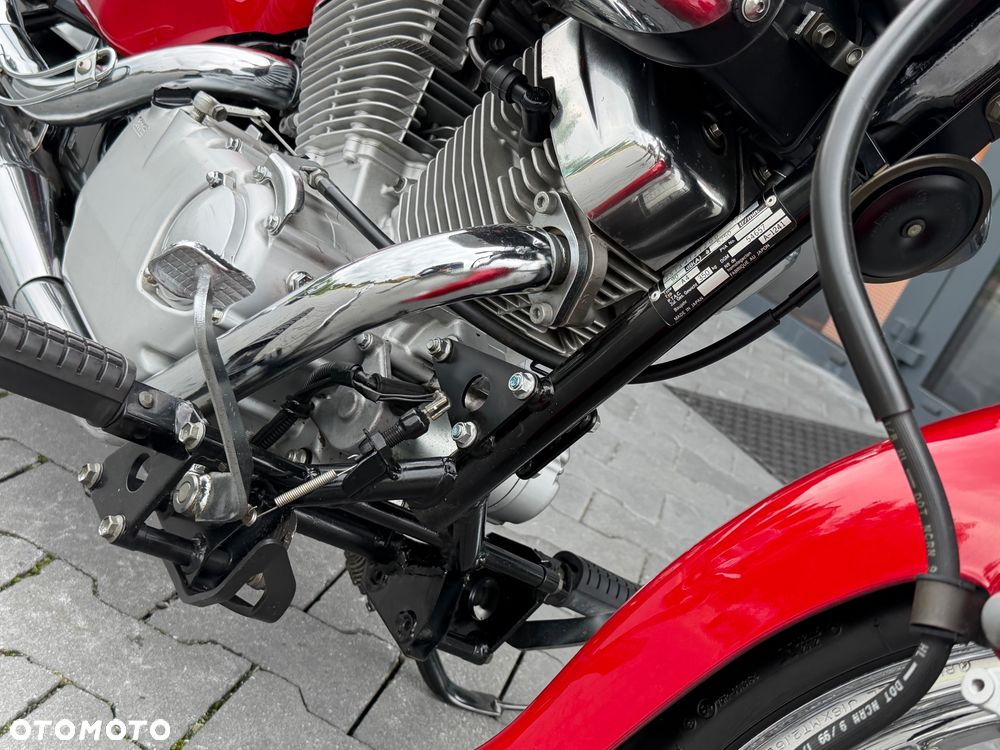 Suzuki Intruder - 18