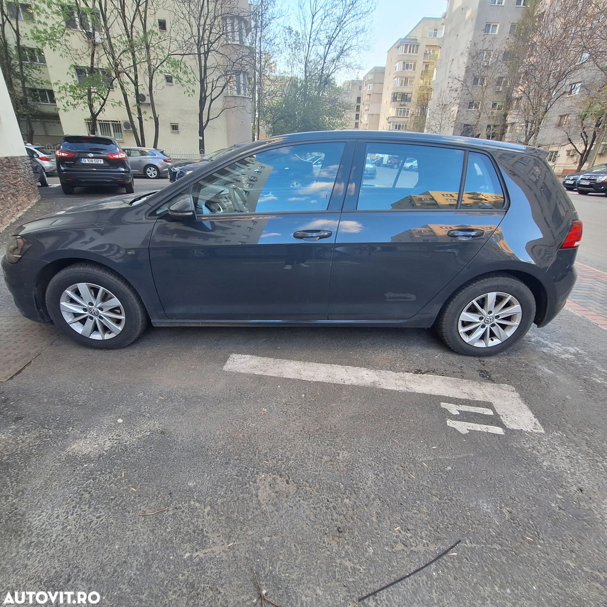 Volkswagen Golf 1.0 TSI DSG Comfortline - 1