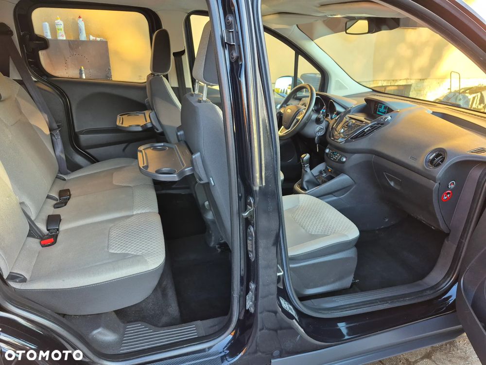 Ford Tourneo Courier 1.0 EcoBoost Ambiente - 14