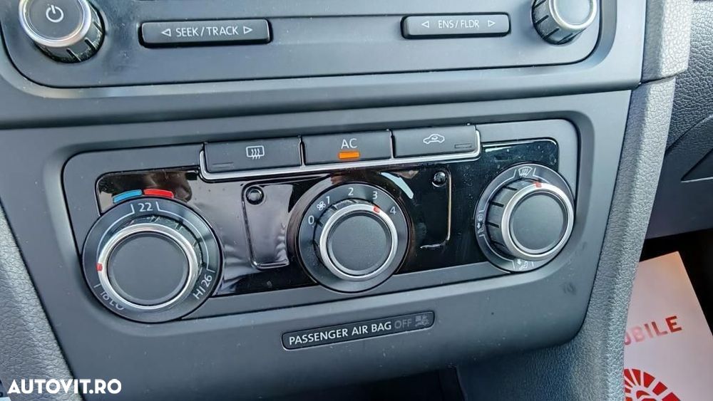 Volkswagen Golf - 14