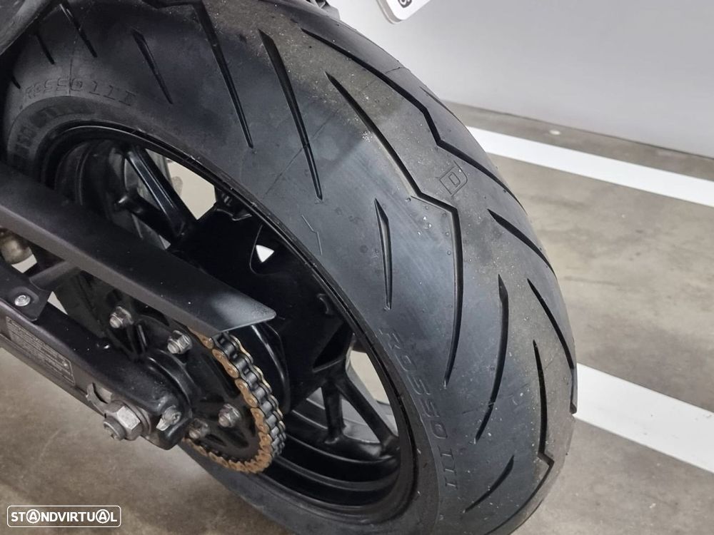 BMW F 900 XR 900XR - 9