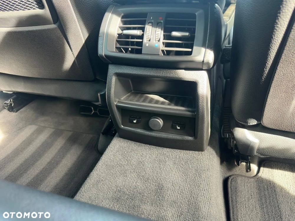 BMW X3 xDrive20d - 8