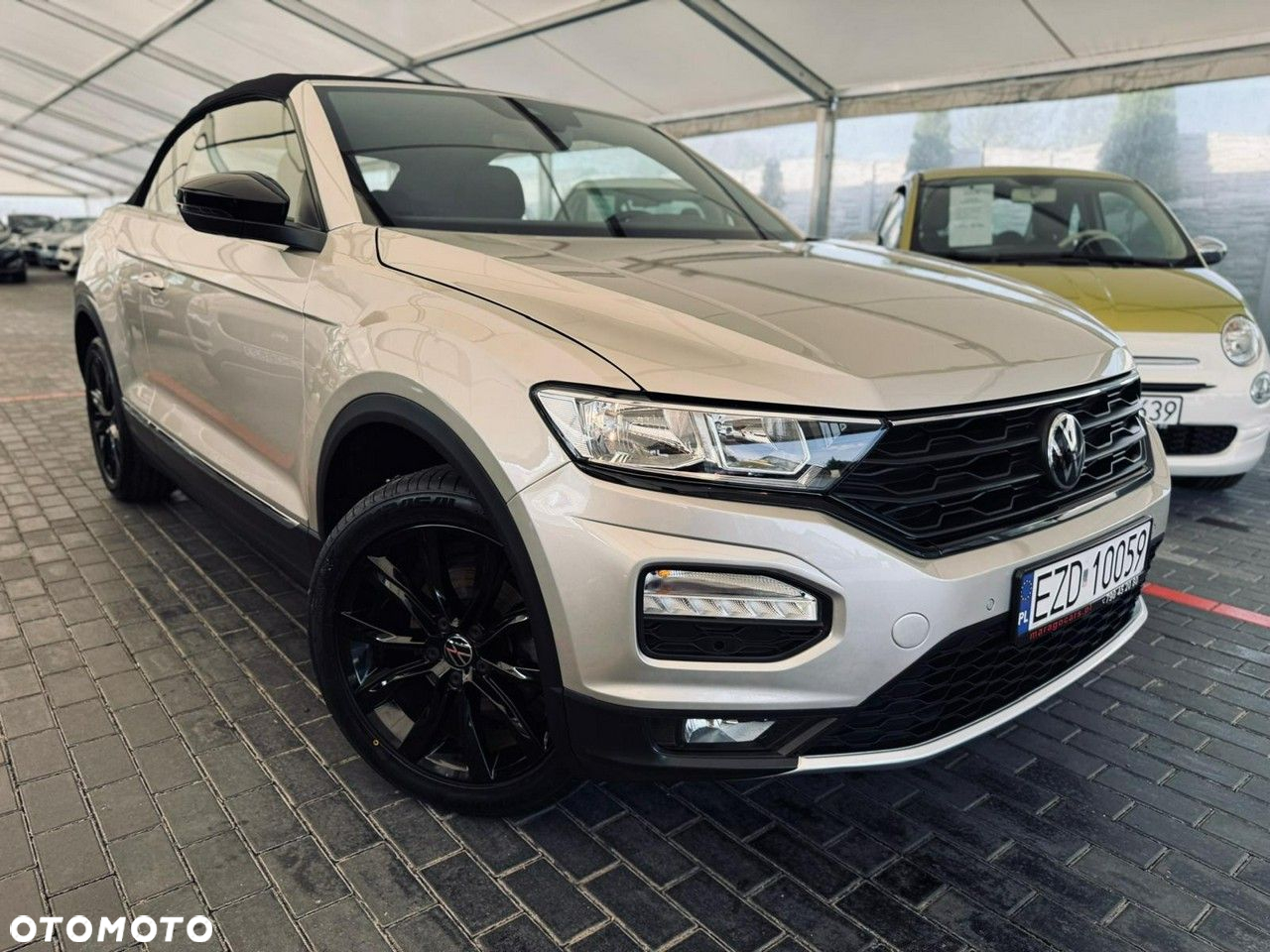 Volkswagen T-Roc - 2