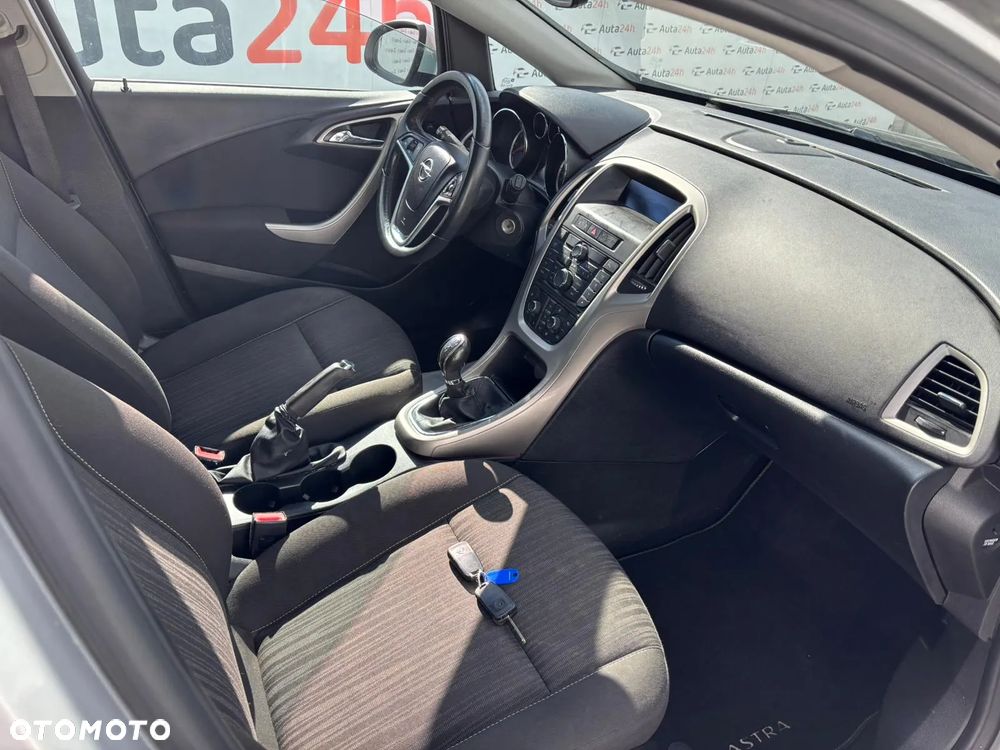 Opel Astra 1.6 - 11