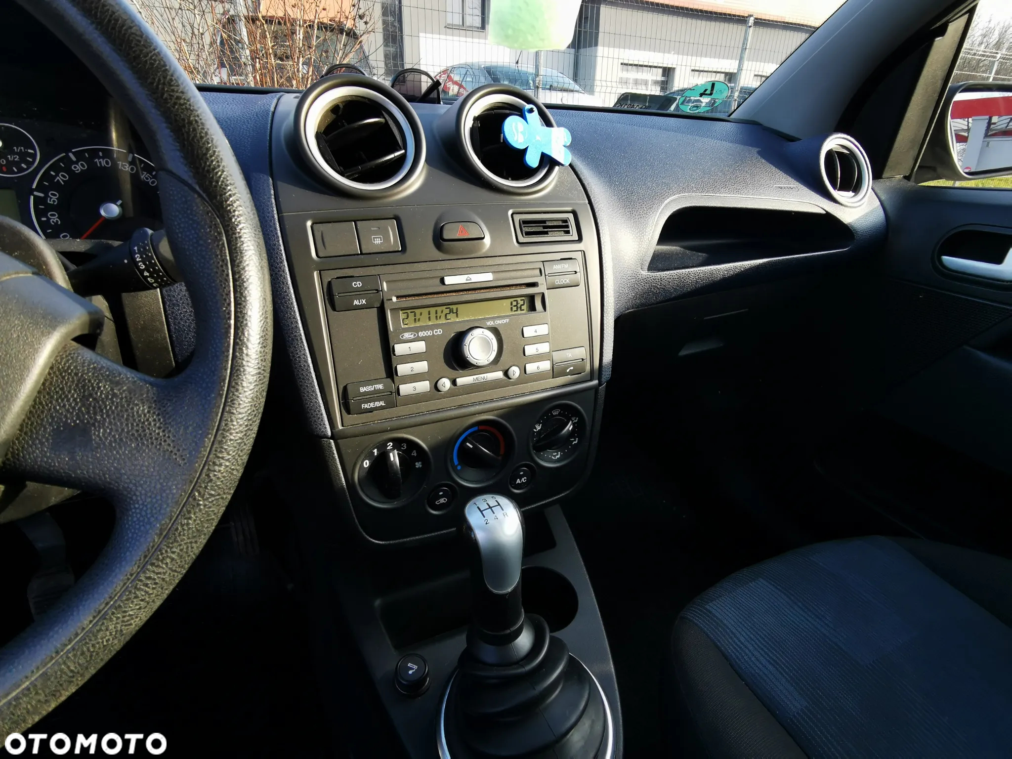 Ford Fiesta 1.4 Ambiente - 6