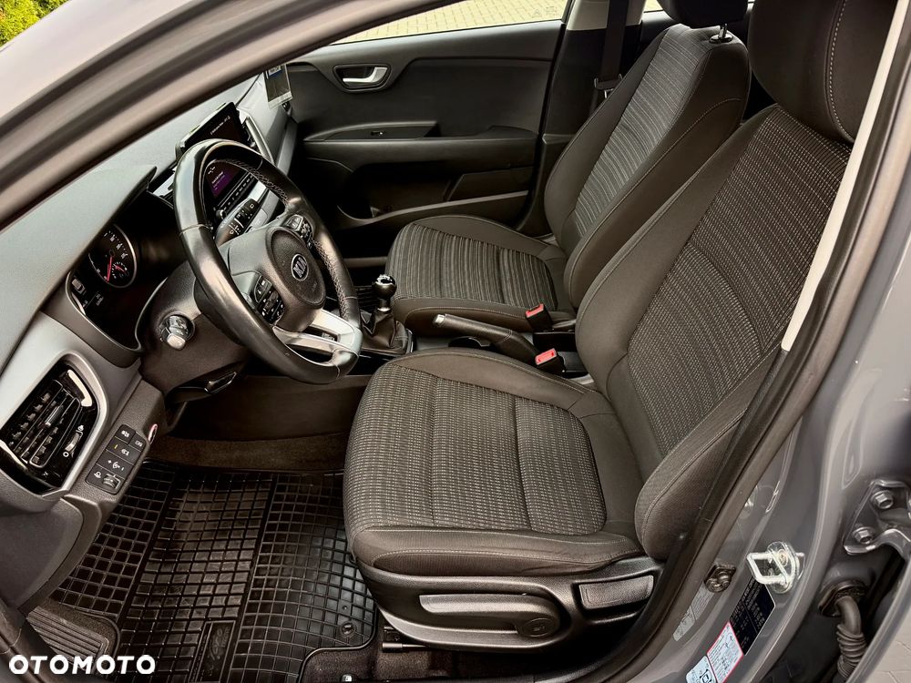 Kia Stonic - 16