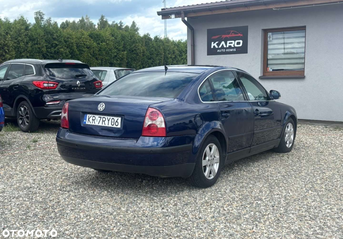 Volkswagen Passat - 4