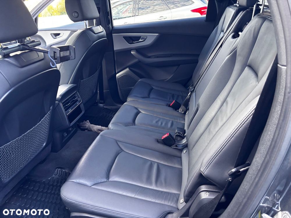Audi Q7 - 23