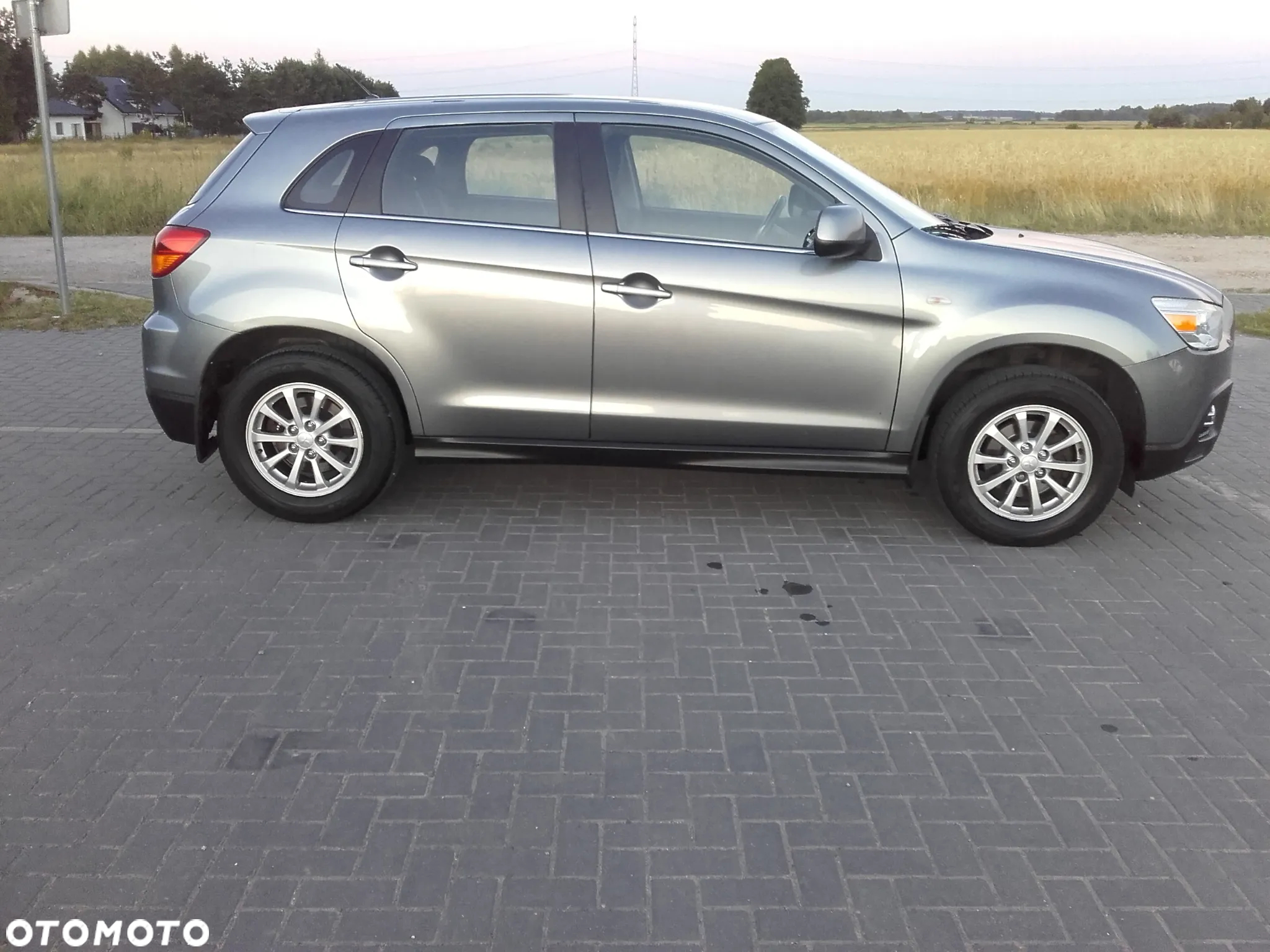 Mitsubishi ASX 1.6 ARCTIC - 10