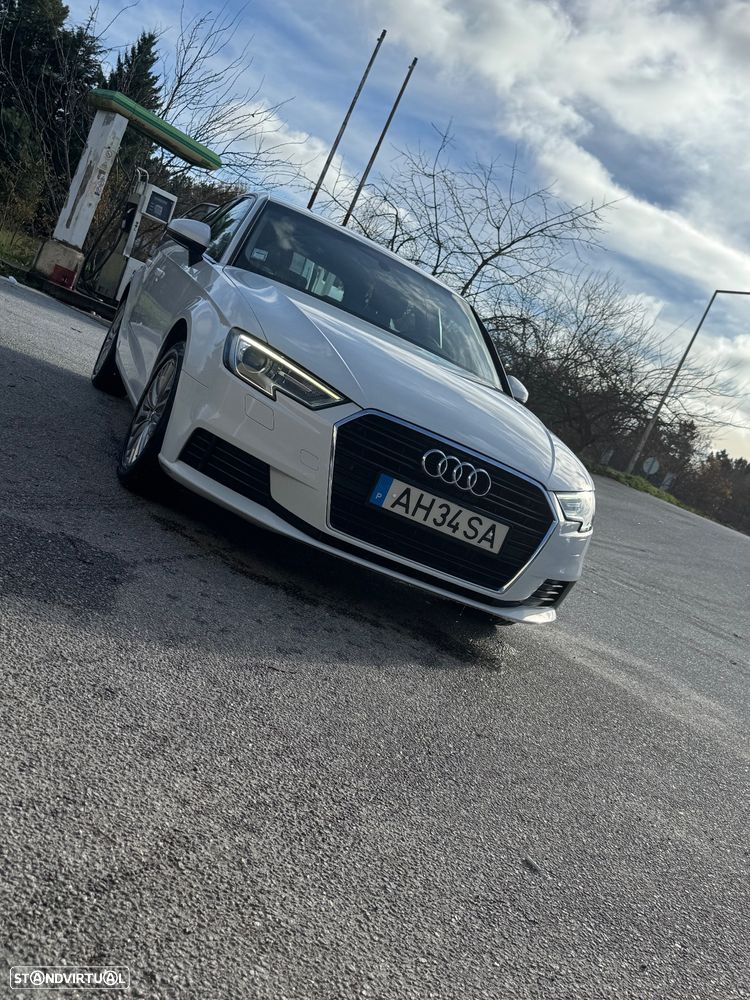 Audi A3 Sportback 1.6 TDI (clean diesel) S tronic Ambiente - 9