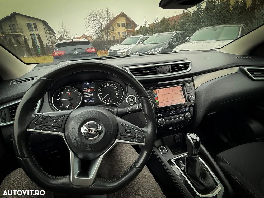 Nissan Qashqai 1.5 DCI DCT TEKNA - 10