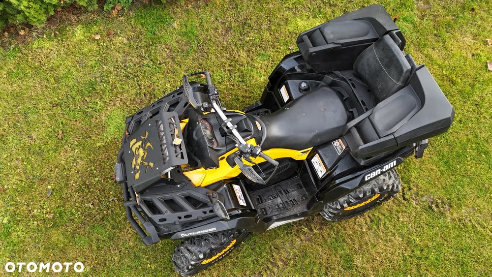 Can-Am Outlander - 20