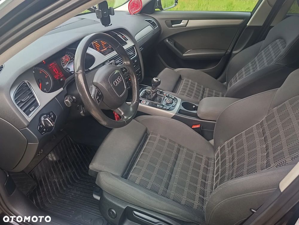 Audi A4 Avant 2.0 TDI DPF S line Sportpaket - 18