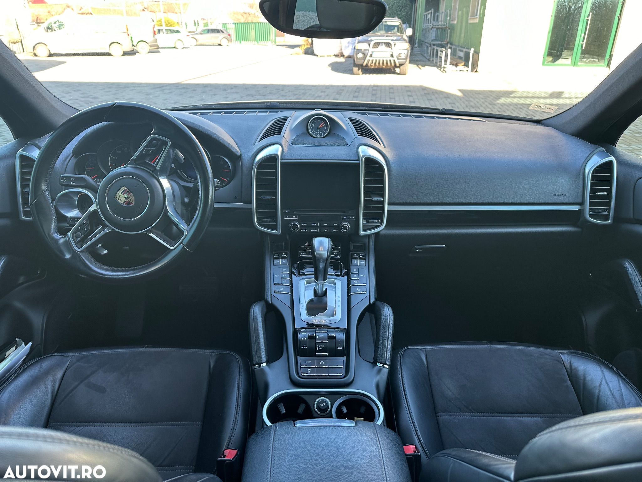 Porsche Cayenne 3.0 L - 14