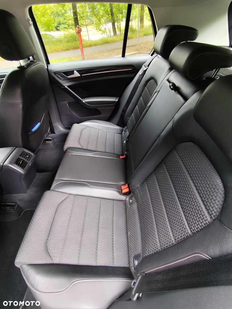 Volkswagen Golf 1.4 TSI BMT Highline - 19