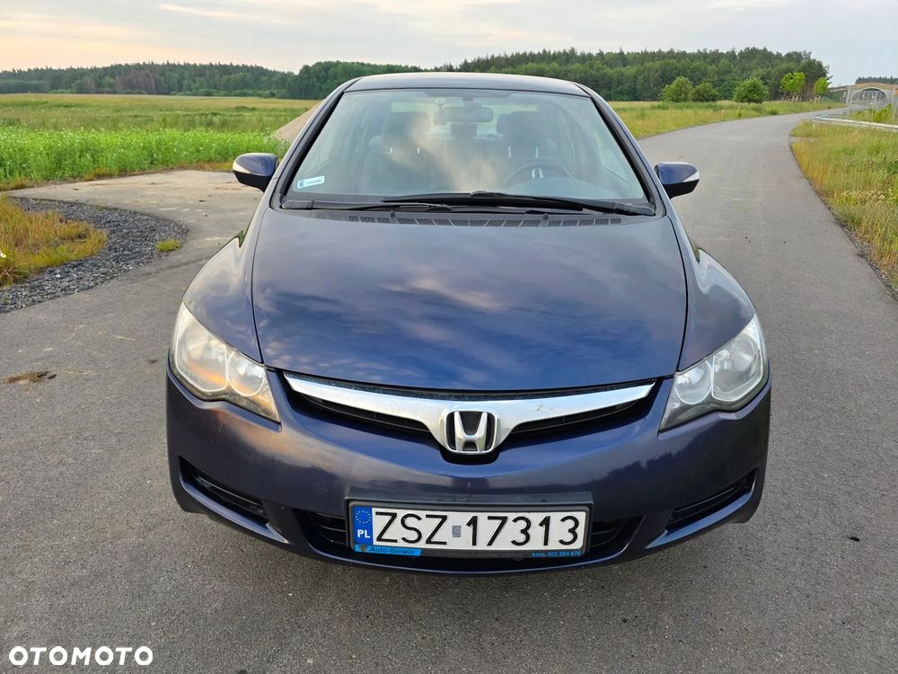 Honda Civic 1.8 Comfort - 2