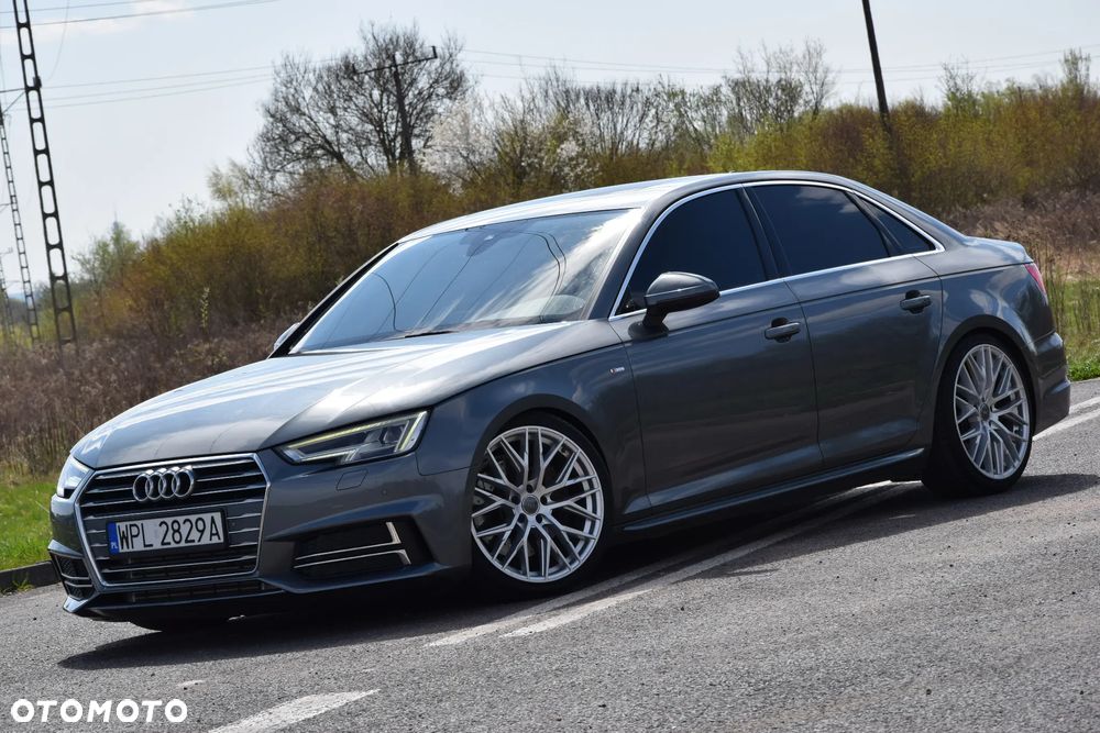 Audi A4 Limousine - 1