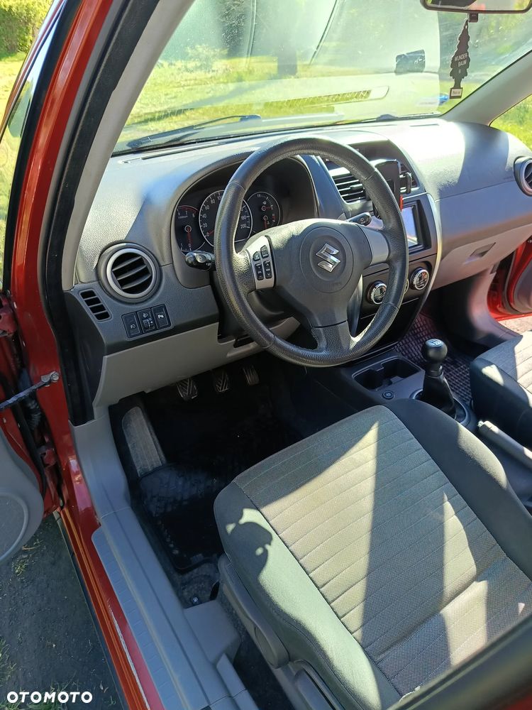 Suzuki SX4 1.6 GLX / Comfort - 10