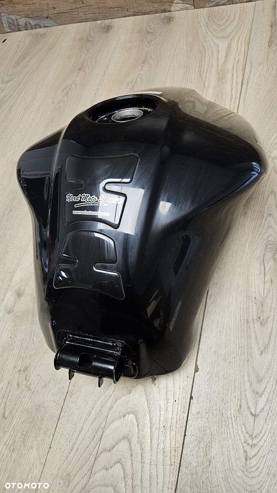 Zbiornik paliwa bak Yamaha FZS 1000 Fazer - 9