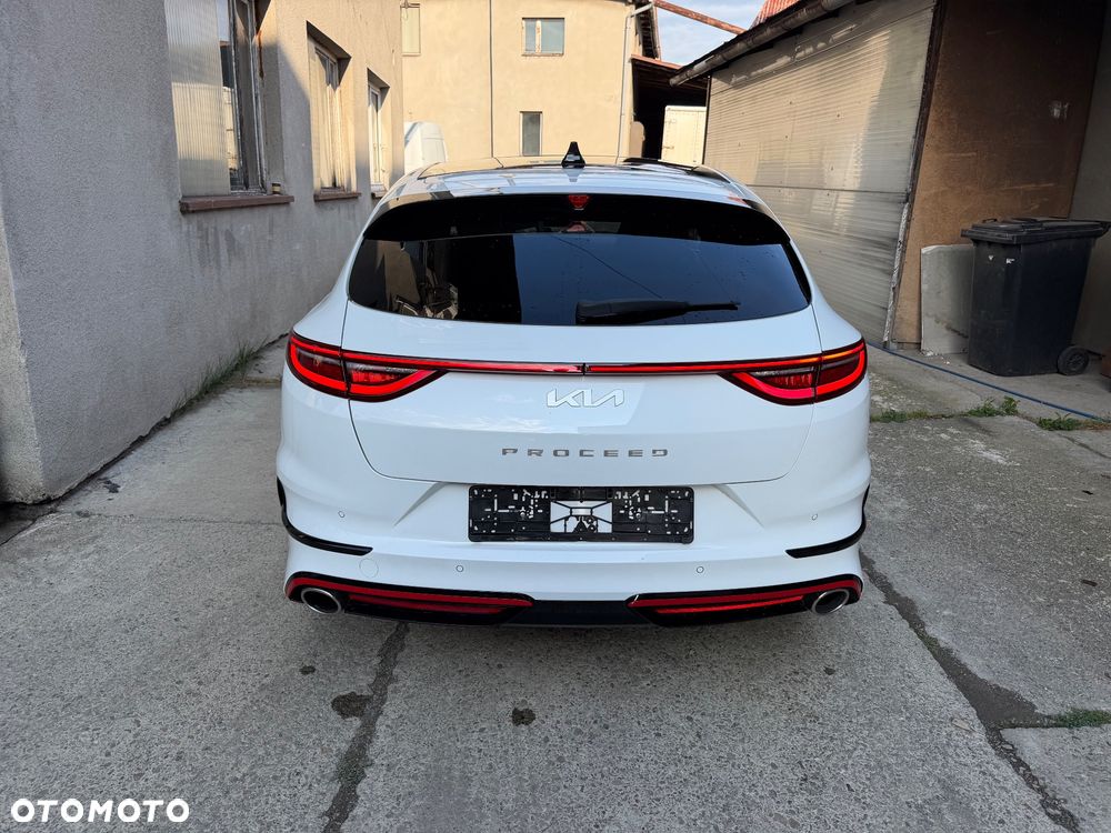Kia ProCeed 1.6 T-GDI DCT7 OPF GT - 13
