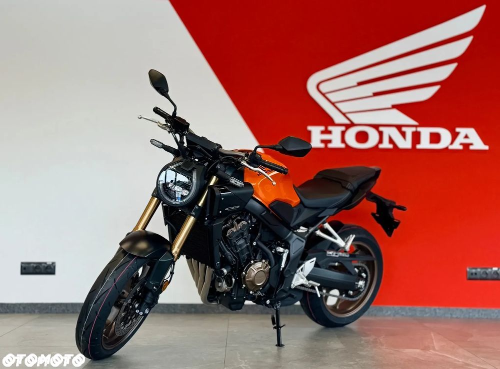 Honda CB - 2