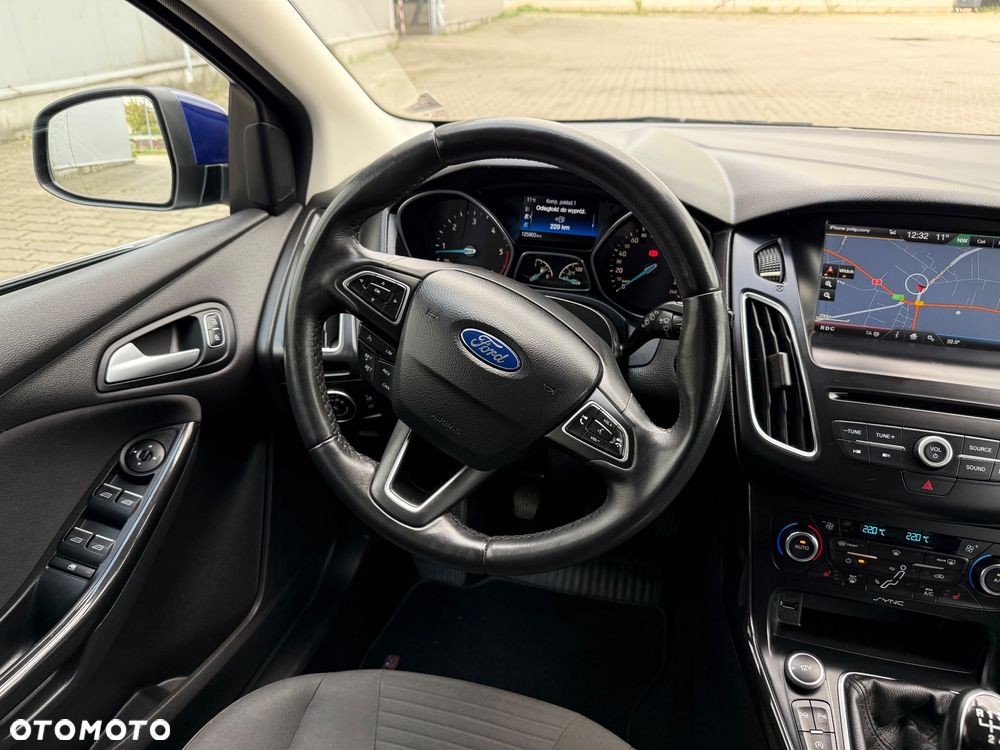 Ford Focus - 17