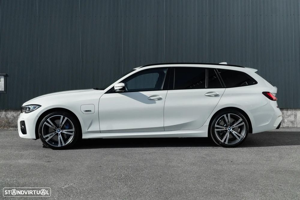 BMW 330 e Pack M Auto - 42