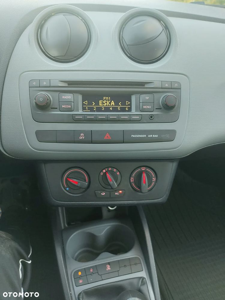 Seat Ibiza 1.6 16V Reference - 37
