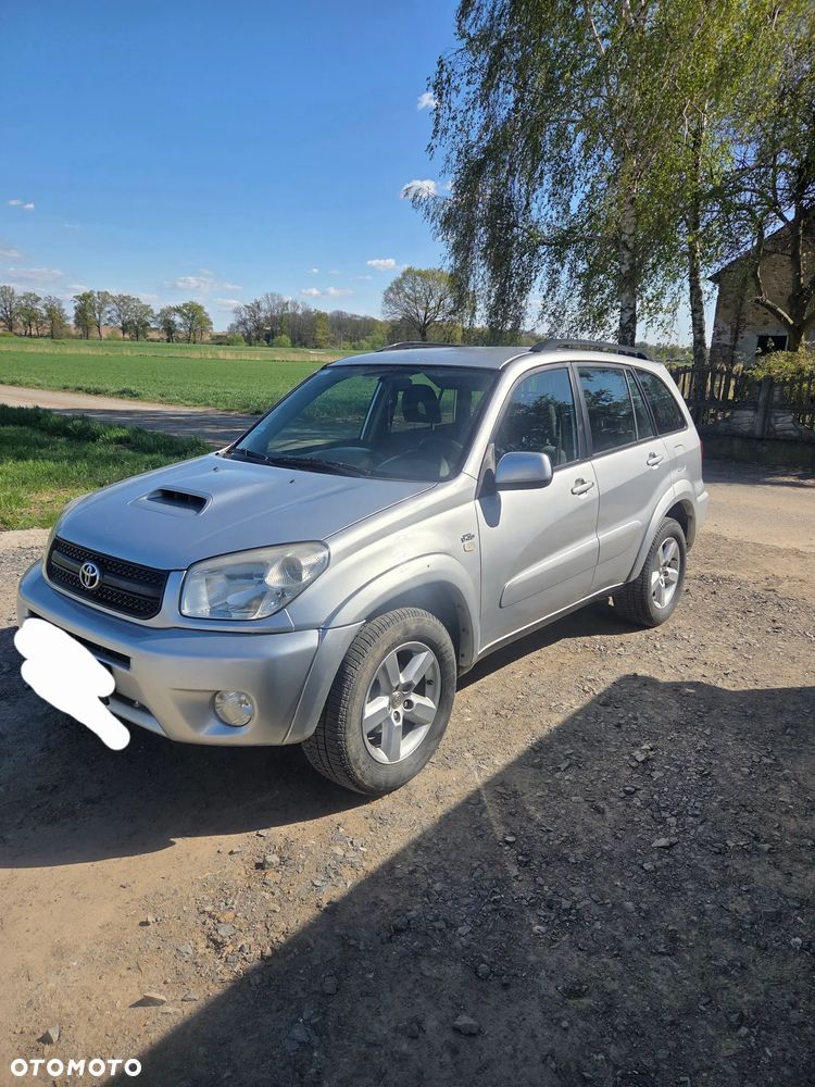 Toyota RAV4 2.0 D-4D 4x4 - 1