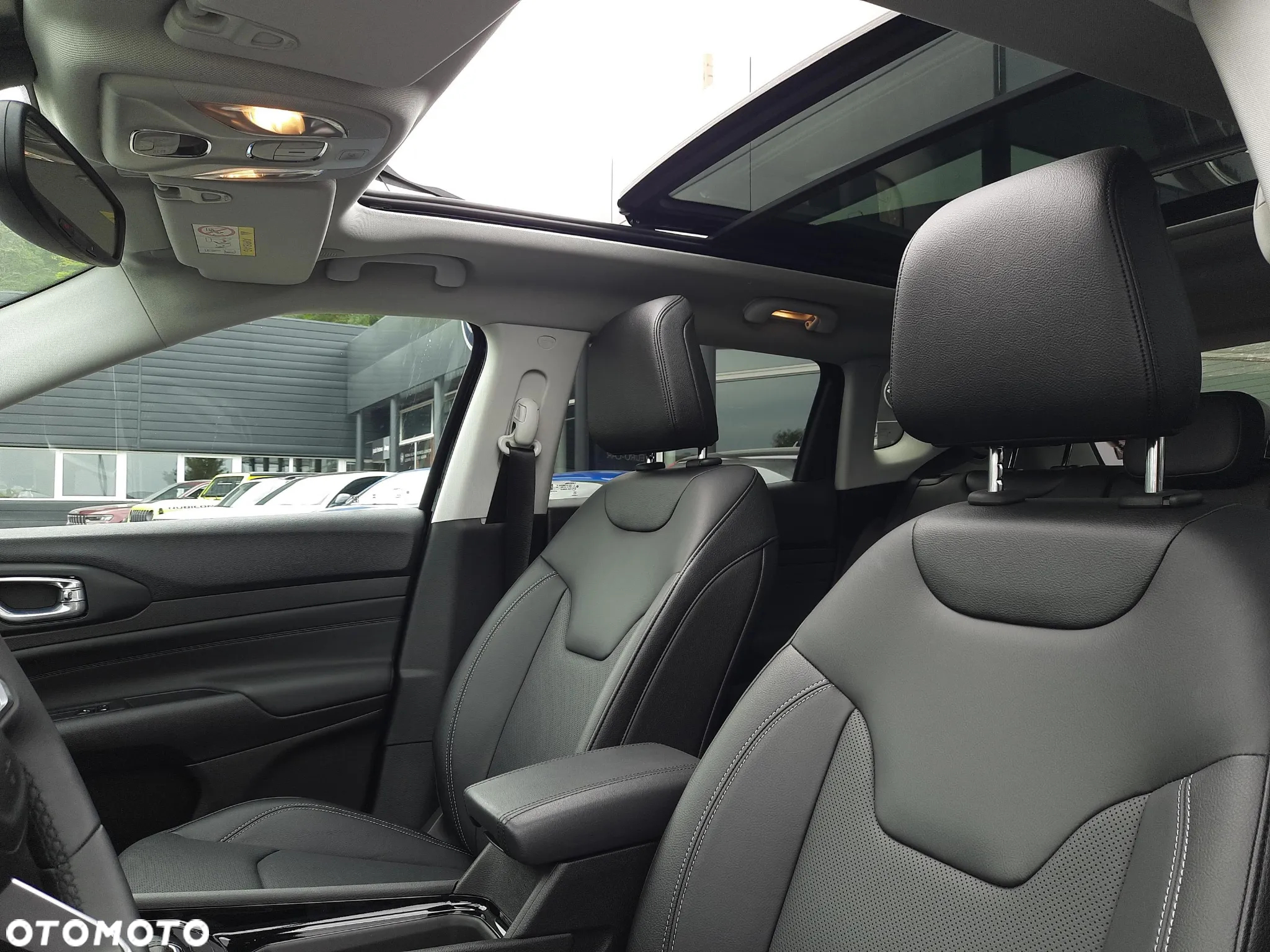 Jeep Compass - 11