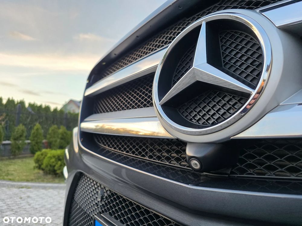 Mercedes-Benz GL 350 CDI DPF 4Matic BlueEFFICIENCY 7G-TRONIC Grand Edition - 8
