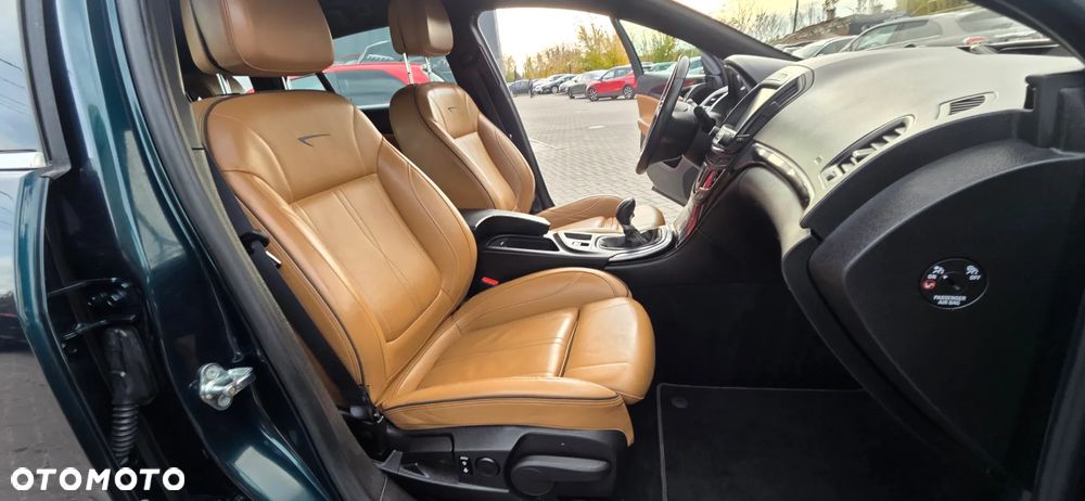 Opel Insignia 1.6 T Executive S&S - 37