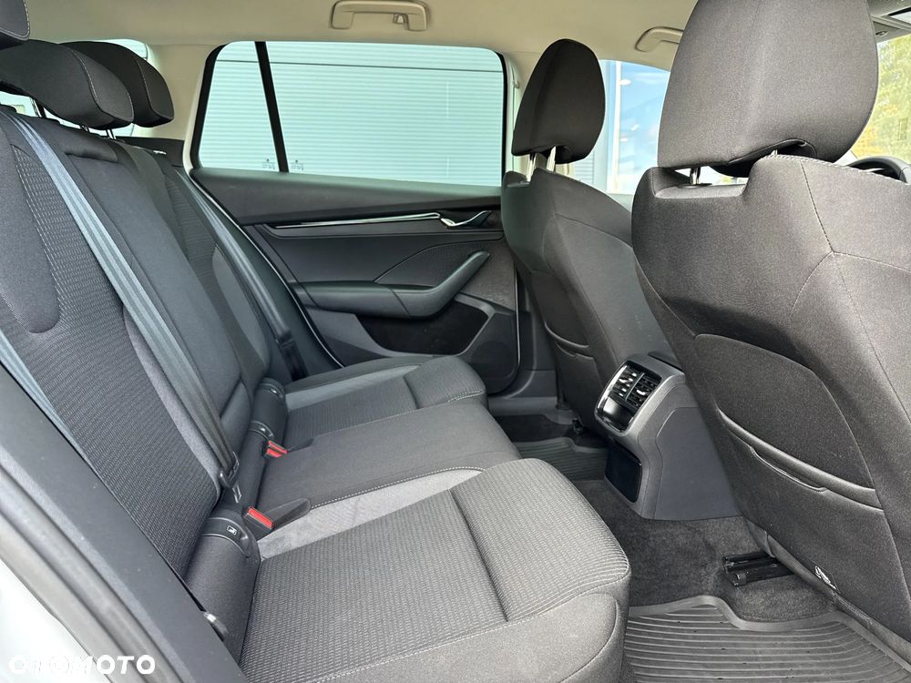 Skoda Octavia 1.5 TSI ACT Ambition - 7