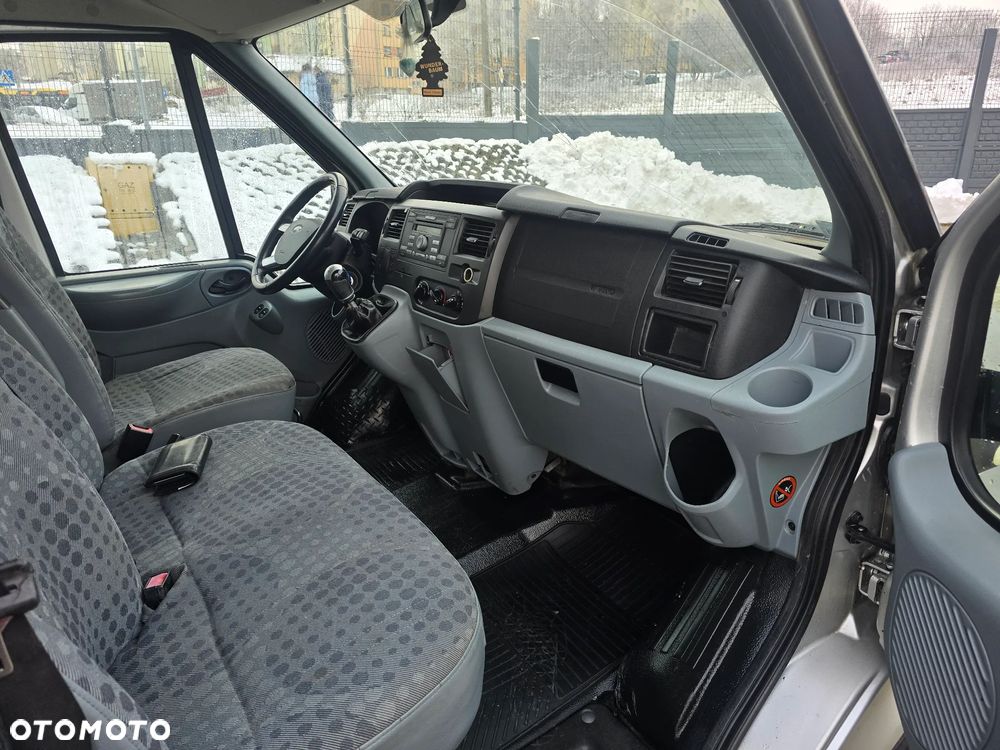Ford Transit 280M Trend - 17