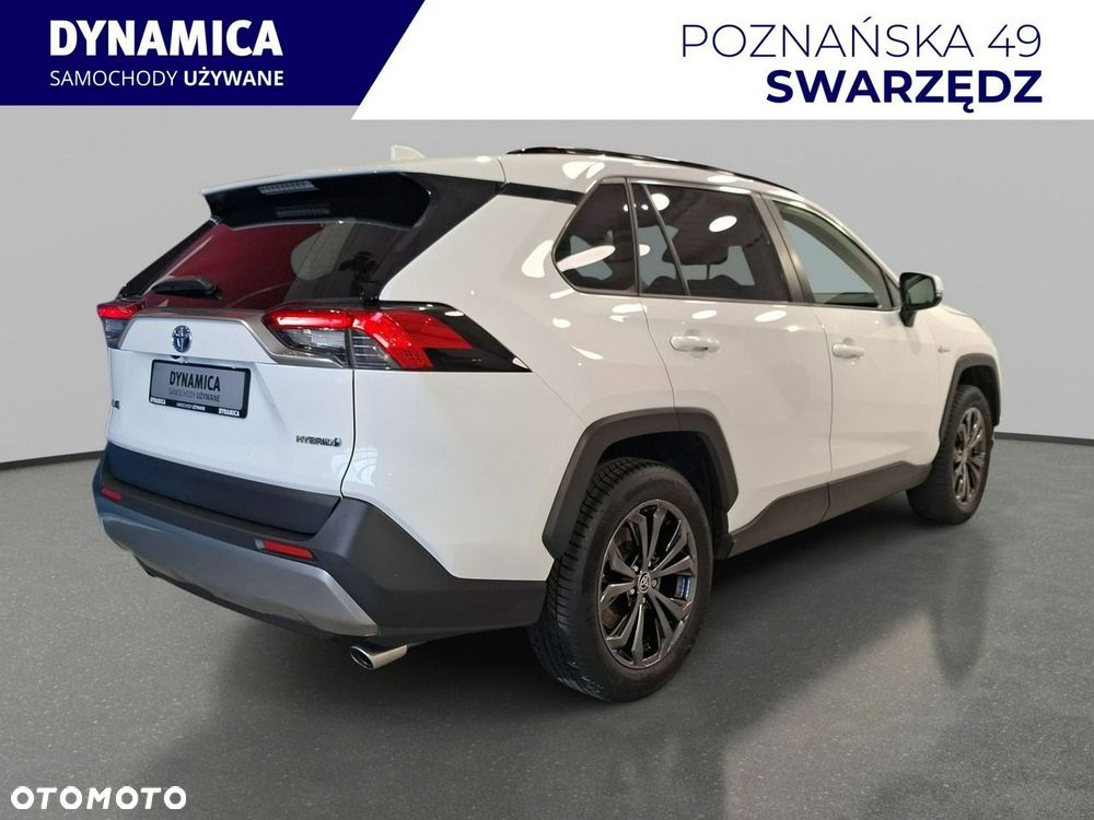 Toyota RAV4 - 8