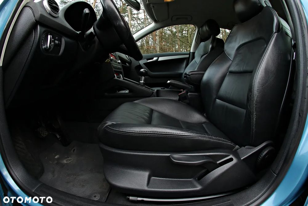 Audi A3 Sportback 2.0 TDI Attraction - 19