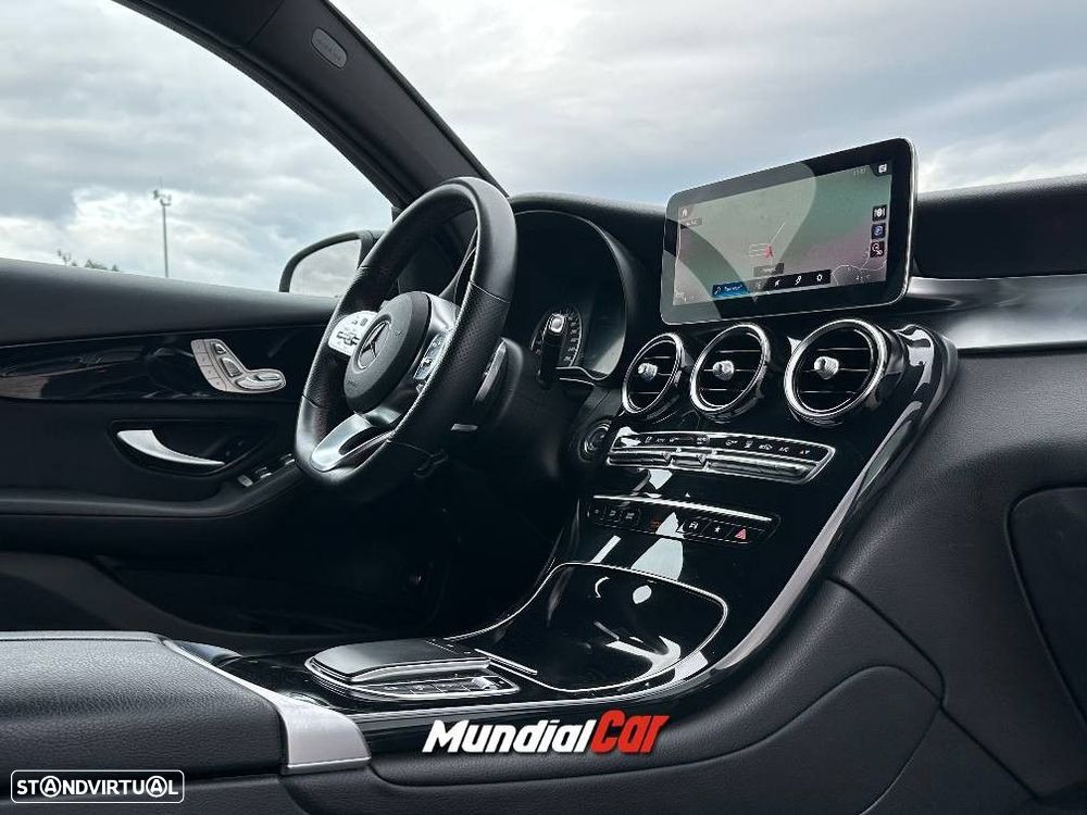 Mercedes-Benz GLC 300 e Coupé 4Matic - 24