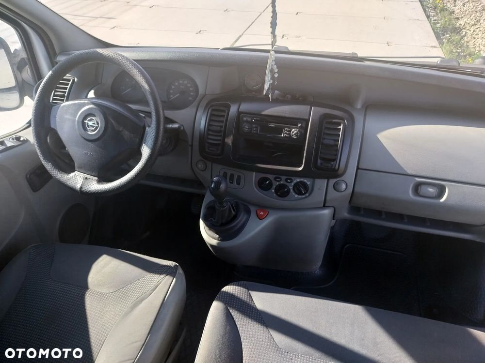 Opel VIVARO L2H1 - 10