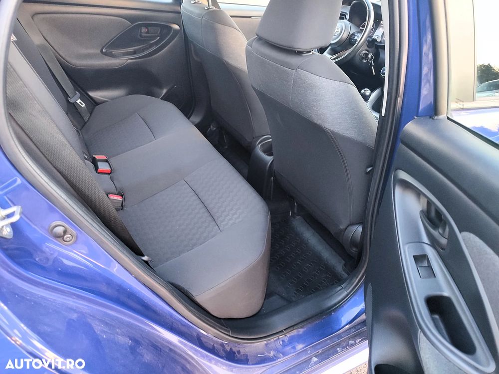 Toyota Yaris - 9