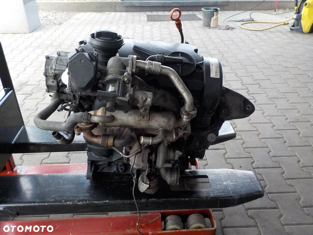 VW T5 1.9 TDI SILNIK BRR BRS  WTRYSKI TURBO KOLEKTORY SPRAWNY - 7