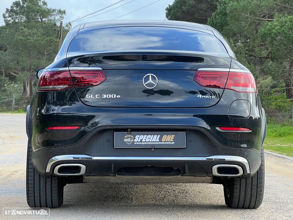 Mercedes-Benz GLC 300 e Coupé 4Matic - 24